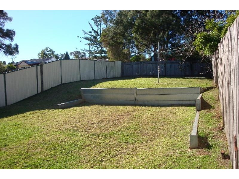 17 B William Street, The Oaks NSW 2570