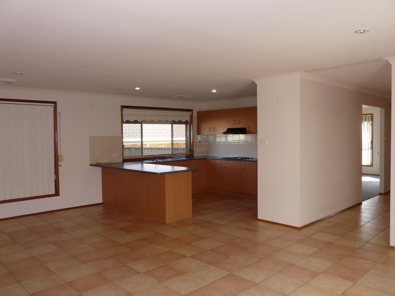 66 Waterworth Drive, Narellan Vale NSW 2567