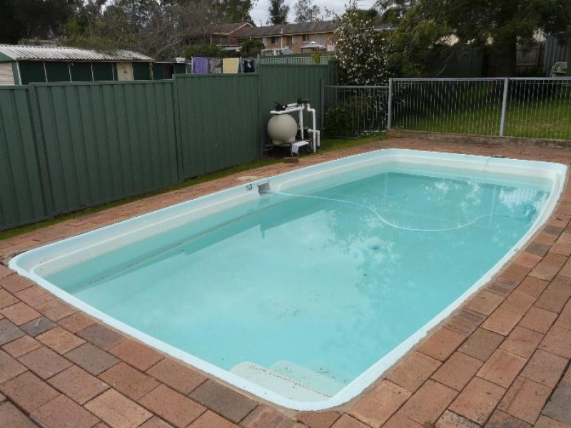 7 William St, The Oaks NSW 2570