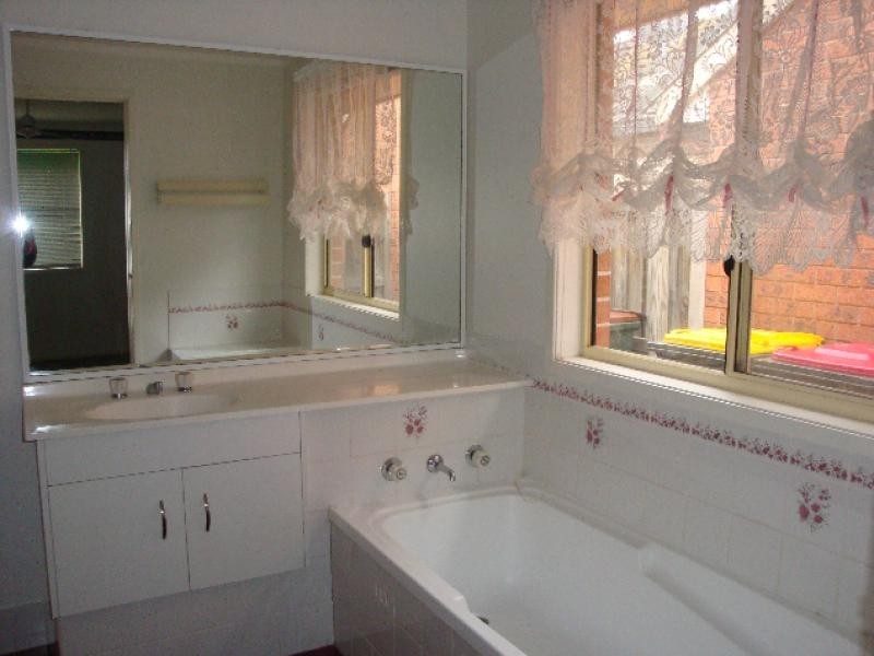 35 Veness Circuit, Narellan Vale NSW 2567