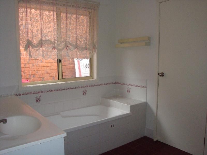 35 Veness Circuit, Narellan Vale NSW 2567