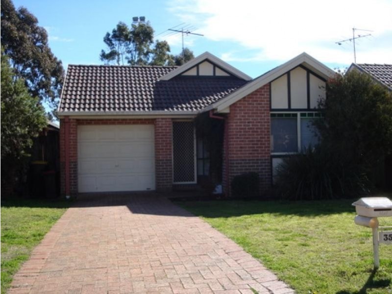 35 Veness Circuit, Narellan Vale NSW 2567