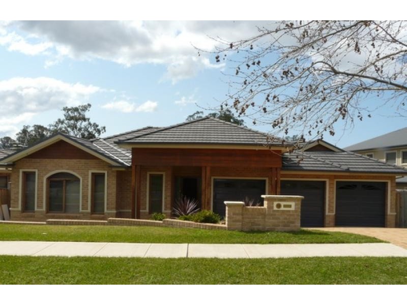 114 Macarthur Circuit, Camden Park NSW 2570