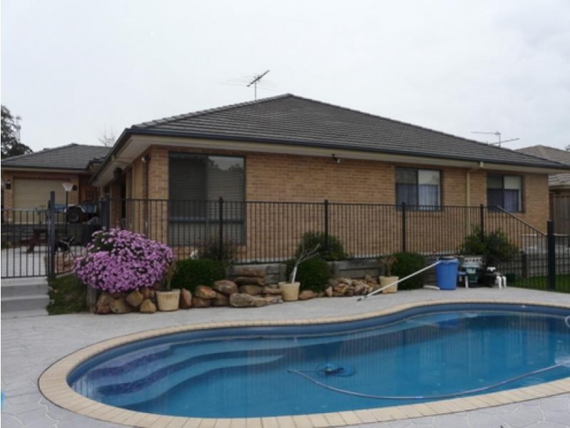 114 Macarthur Circuit, Camden Park NSW 2570