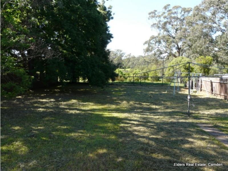 31 Ulmarra Avenue, Camden NSW 2570
