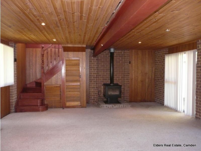 31 Ulmarra Avenue, Camden NSW 2570