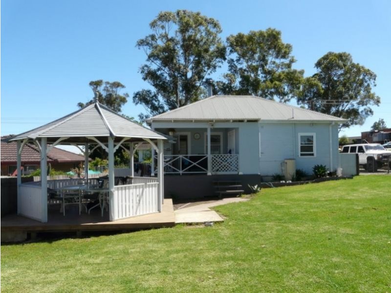 The Oaks NSW 2570
