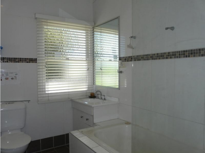 The Oaks NSW 2570
