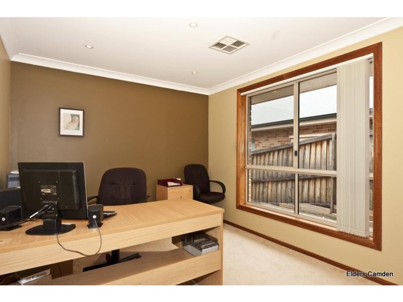 19 Macarthur Circuit, Camden Park NSW 2570
