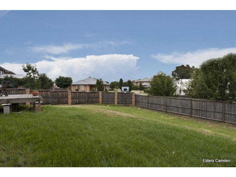 19 Macarthur Circuit, Camden Park NSW 2570