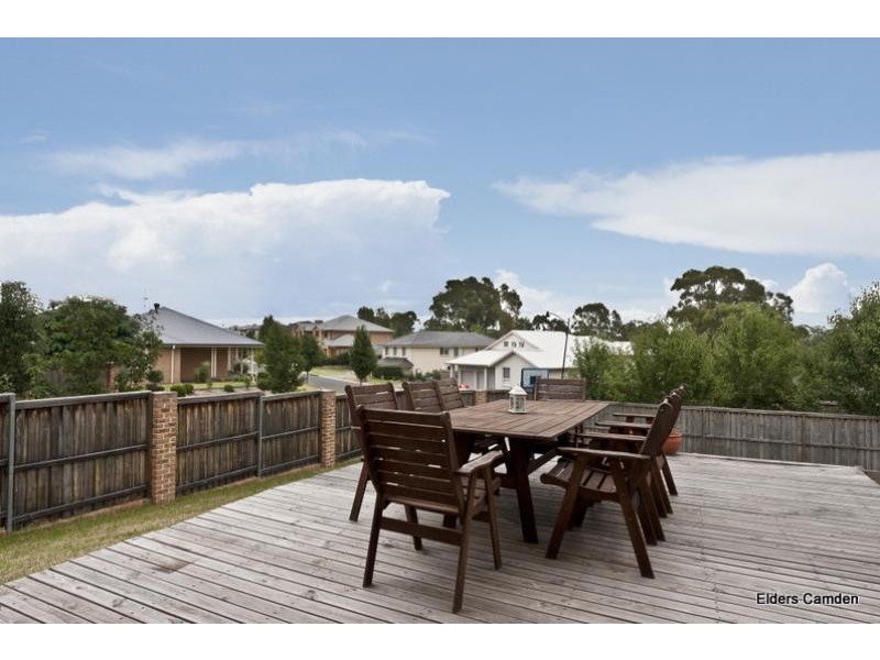 19 Macarthur Circuit, Camden Park NSW 2570
