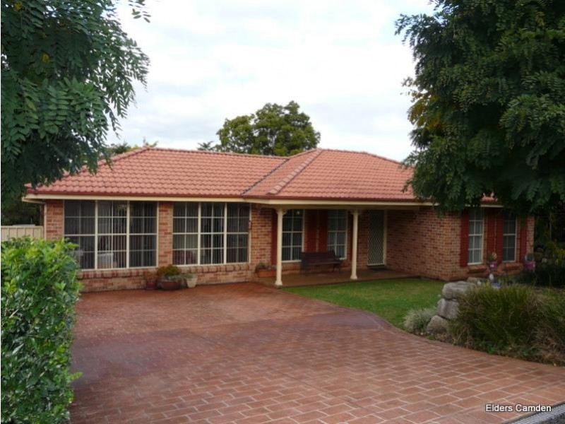 18 Merlin Street, The Oaks NSW 2570