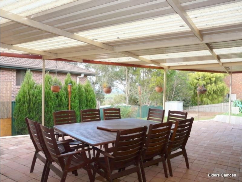 18 Merlin Street, The Oaks NSW 2570