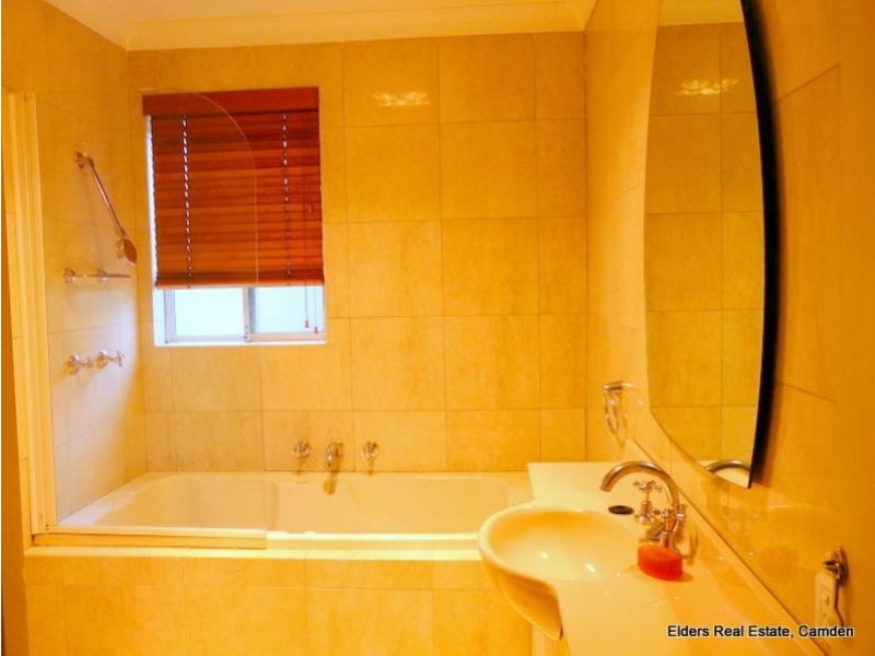 95 Old Hume Highway, Camden NSW 2570