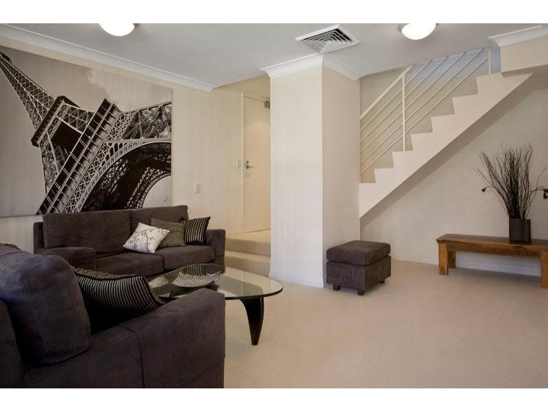 Apartment 15/28 Northcote Street, Naremburn NSW 2065
