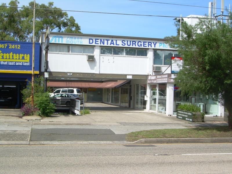 217 EASTERN VALLEY WAY, Middle Cove NSW 2068