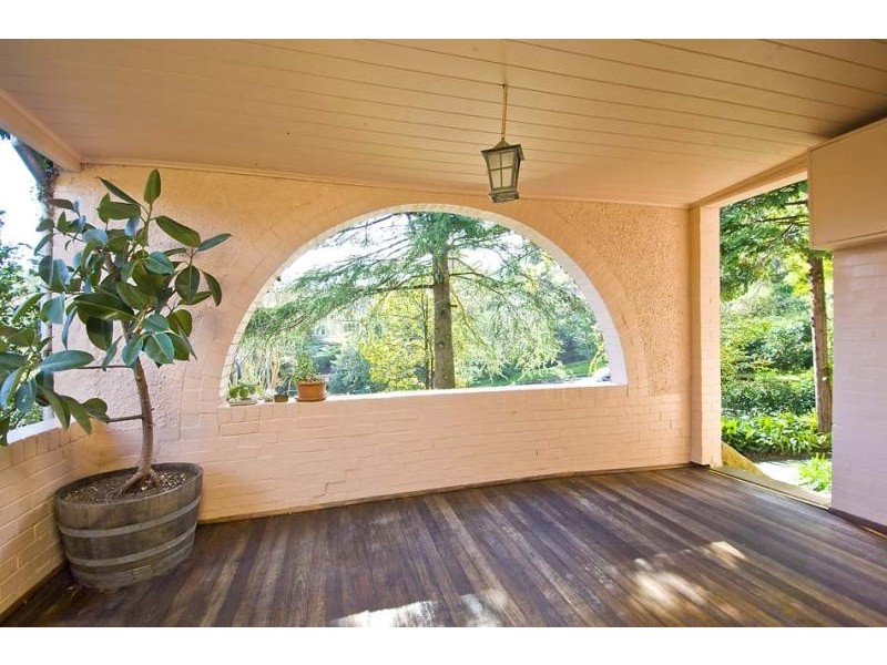 4 Pockley Avenue, Roseville NSW 2069