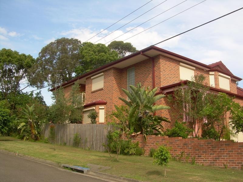 31 Douglas Avenue, Chatswood NSW 2067