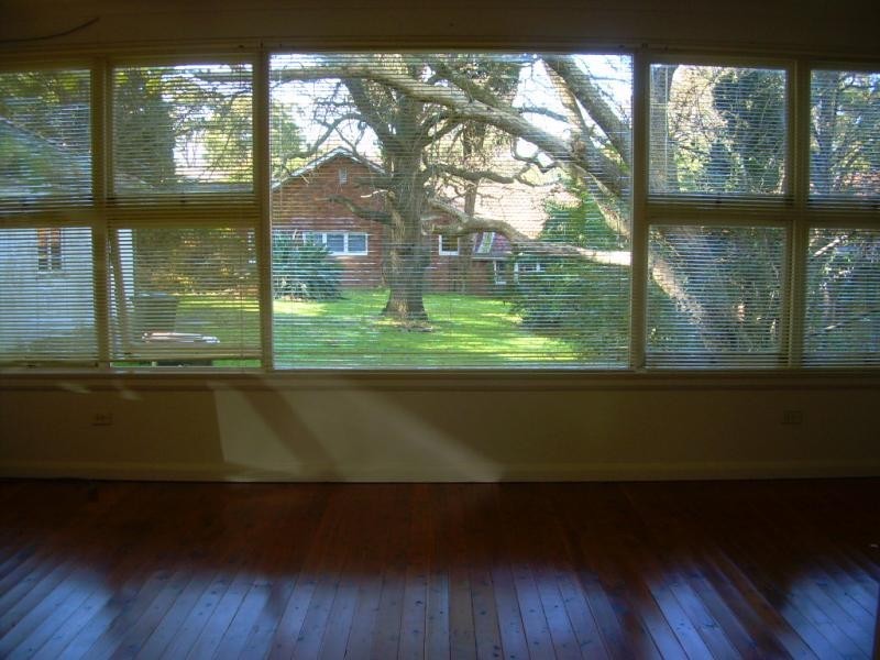 99 Eastern Valley Way, Castlecrag NSW 2068