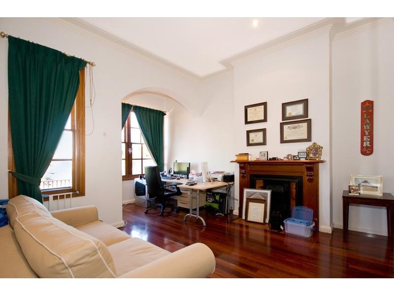 18 Lavender Street, Mcmahons Point NSW 2060