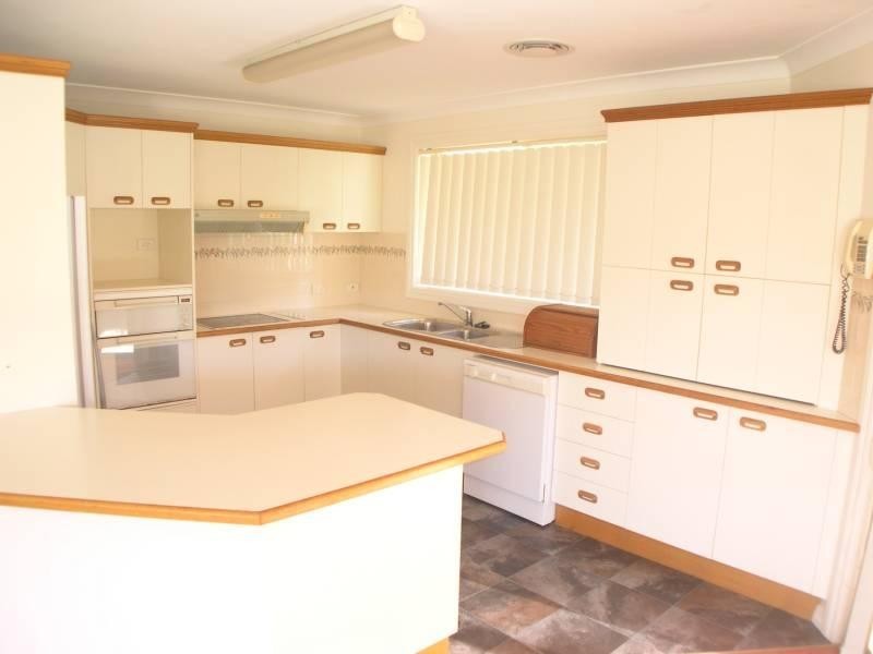 2 SEAMIST PLACE, Coffs Harbour NSW 2450