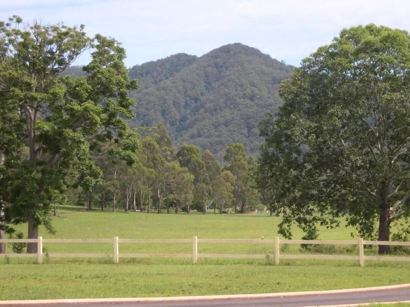 145 Crossmaglen Road, Coffs Harbour NSW 2450