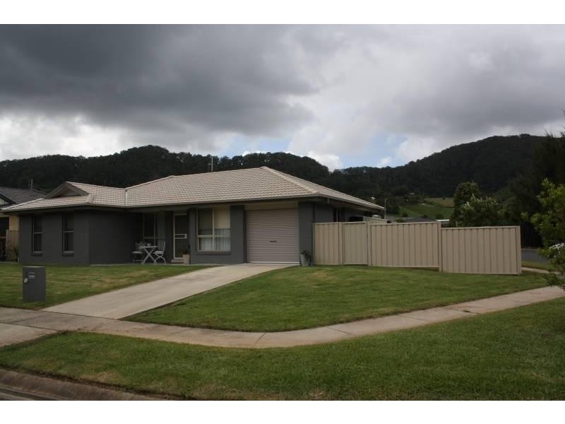 2 Carrall Close, Coffs Harbour NSW 2450