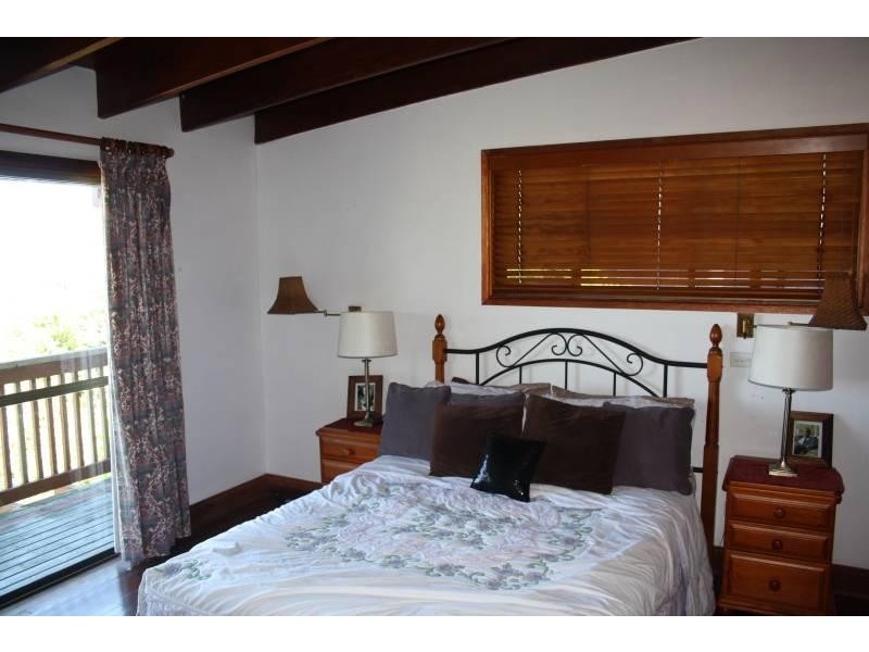 68 Manning Avenue, Coffs Harbour NSW 2450