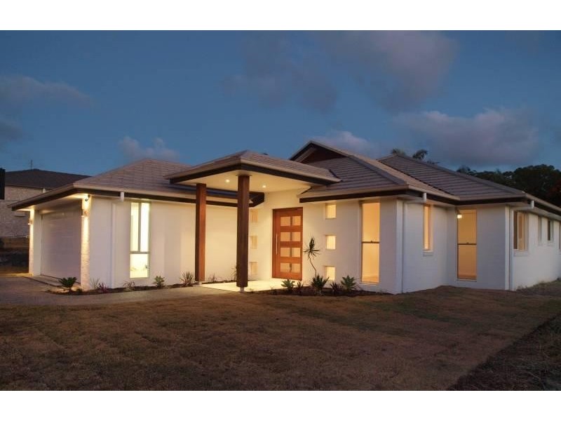 90 Pearce Drive, Coffs Harbour NSW 2450