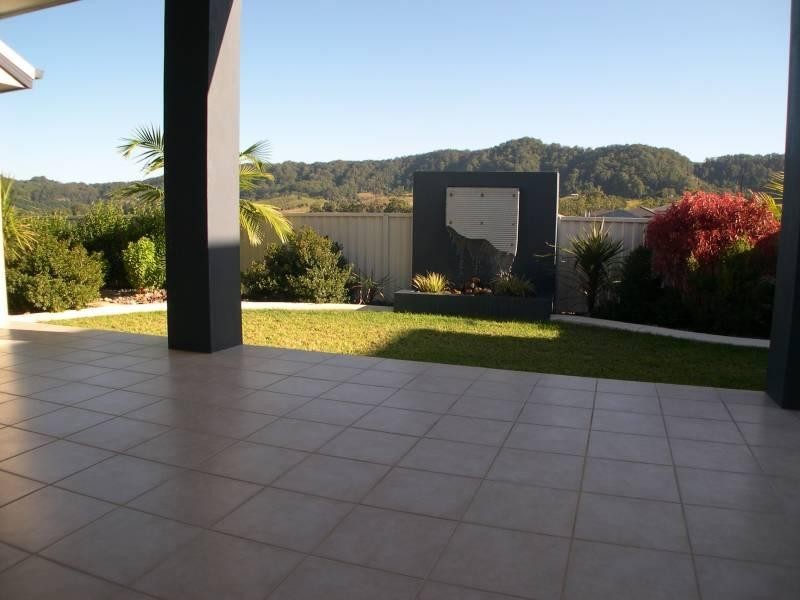 73 William Sharp Drive, Coffs Harbour NSW 2450