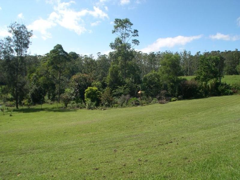 Flat/138 Crossmaglen Road, Bonville NSW 2441