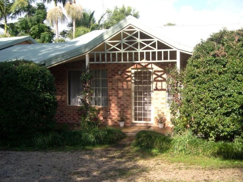 Flat/111 Braford Drive, Bonville NSW 2441