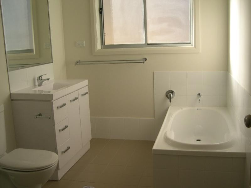 2B Hampshire Close, Coffs Harbour NSW 2450