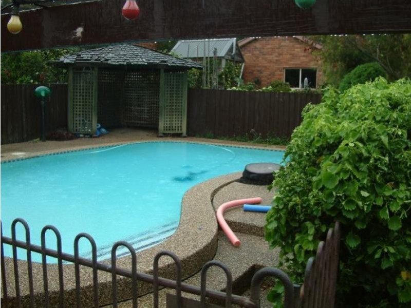 181 MCINTOSH ROAD, Beacon Hill NSW 2100