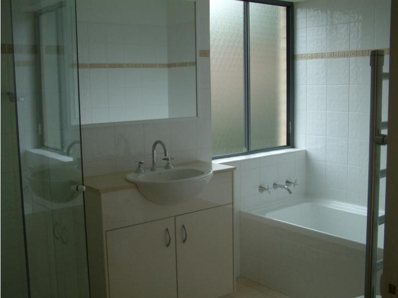 Apartment 3/13 KALINYA STREET, Newport NSW 2106