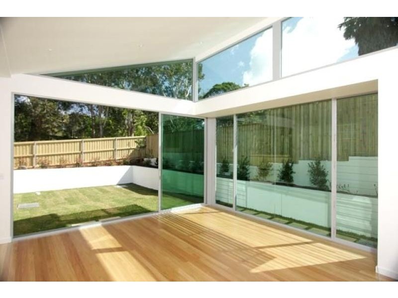 18 ERIC STREET, Freshwater NSW 2096