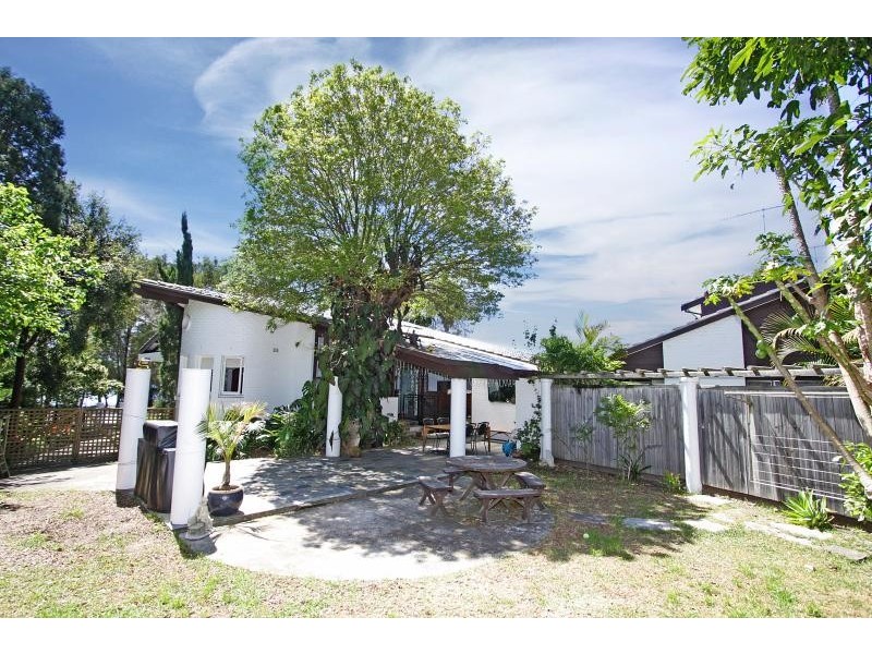 24 THE ESPLANADE, Narrabeen NSW 2101