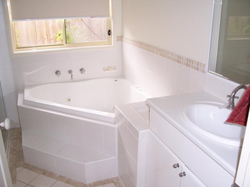 10 TOURMALINE STREET, Narrabeen NSW 2101