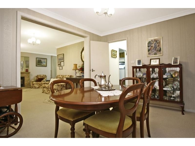 5 GRASMERE CRES, Wheeler Heights NSW 2097