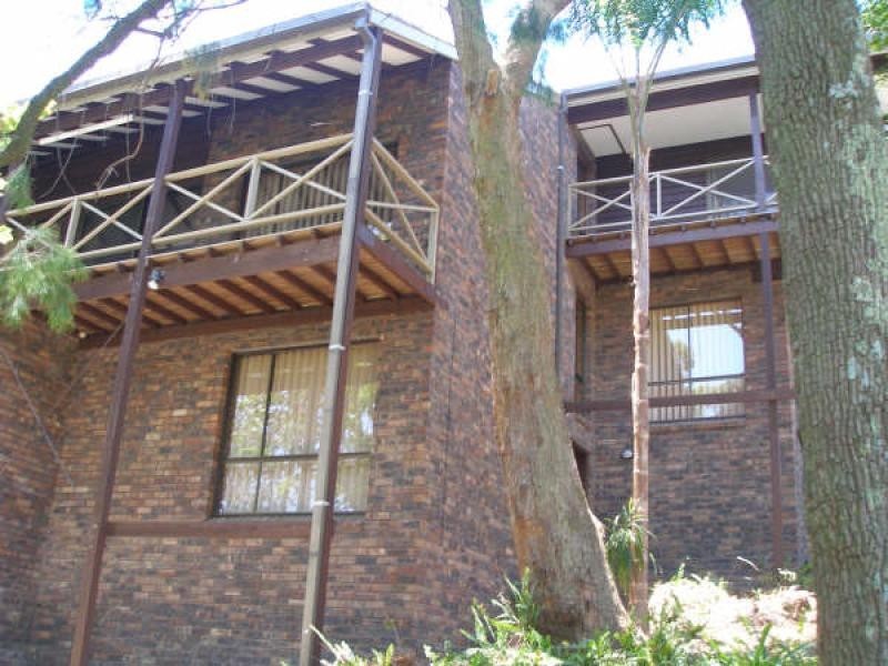 8 JAMES WHEELER PLACE, Wheeler Heights NSW 2097