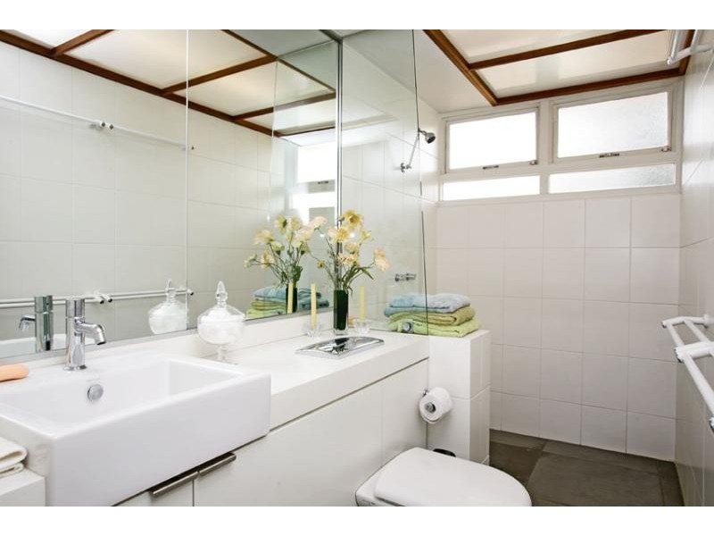 2/1122 Pittwater Rd, Collaroy NSW 2097