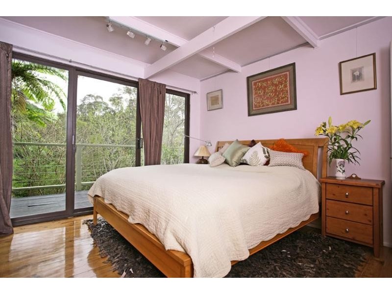 25 MOONBI CRESCENT, Frenchs Forest NSW 2086