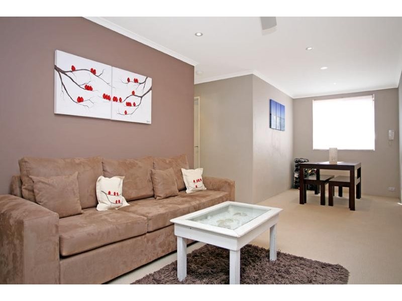 8/19-21 Clarke St, Narrabeen NSW 2101