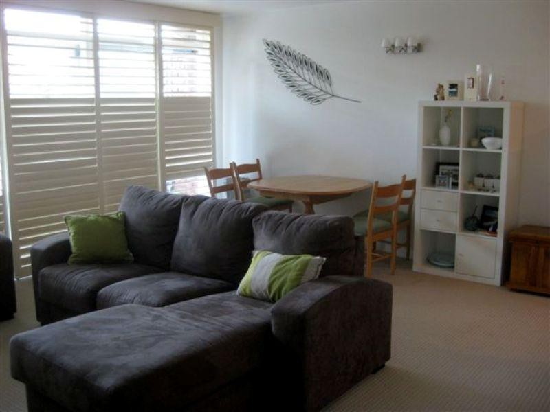 Unit 8/24 Gladstone Street, Newport NSW 2106