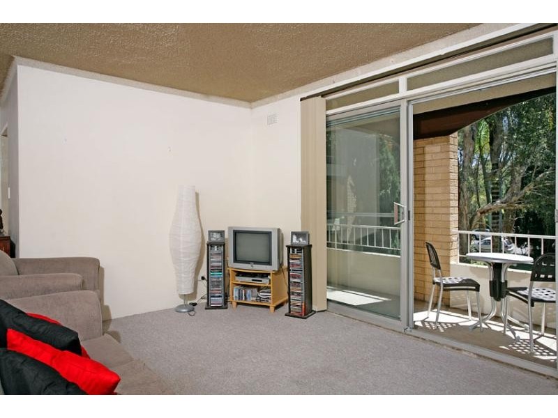10/4-8 LISMORE AVENUE, Dee Why NSW 2099