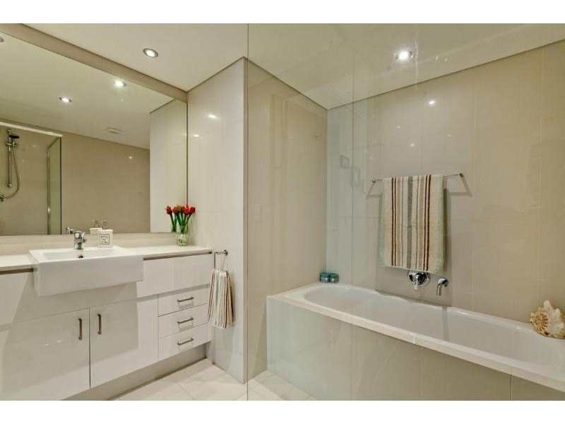 12/4 -10 The Avenue, Collaroy NSW 2097