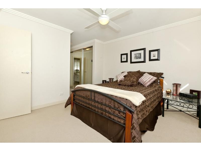 12/4 -10 The Avenue, Collaroy NSW 2097