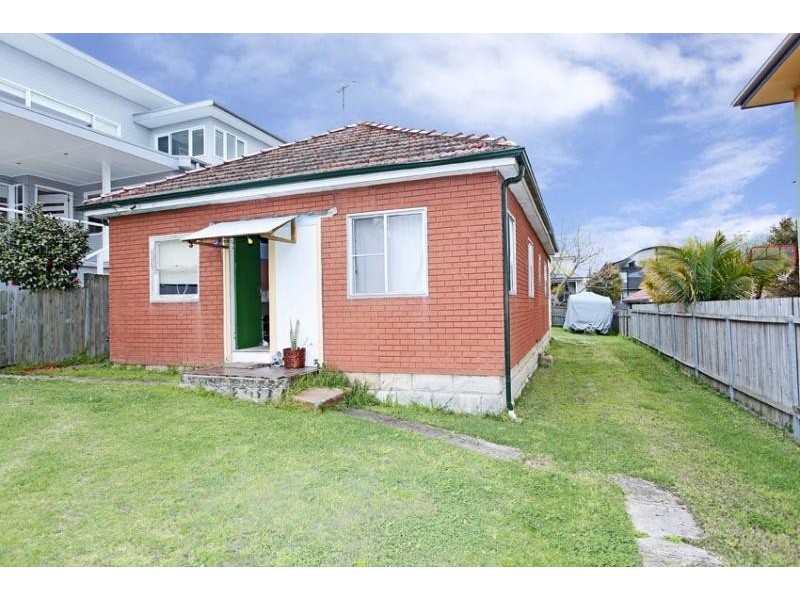 104 Stella St, Collaroy Plateau NSW 2097