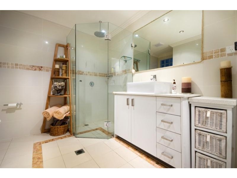 Unit 2/16-18 Frazer St, Collaroy NSW 2097