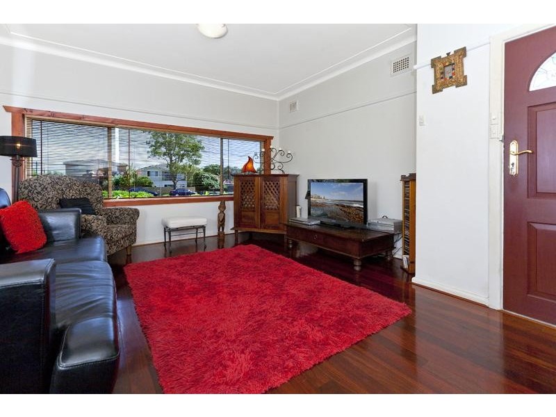 83 Warringah Road, Narraweena NSW 2099
